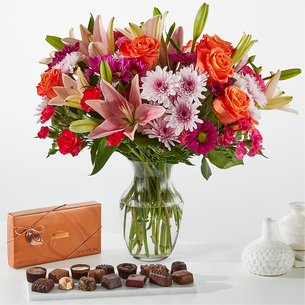 Light of My Life Bouquet and Chocolate Bundle – Floral Insight, Houston TX