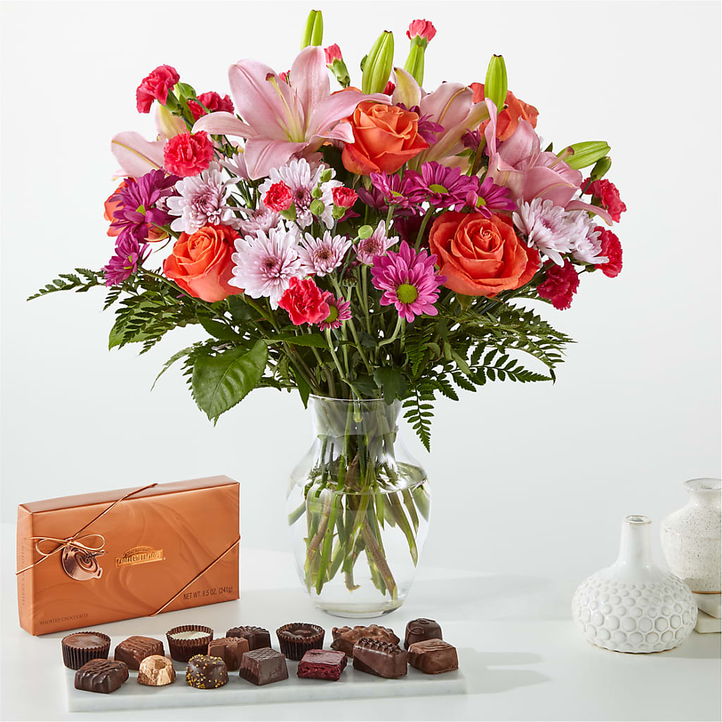 Light of My Life Bouquet and Chocolate Bundle – Floral Insight, Houston TX