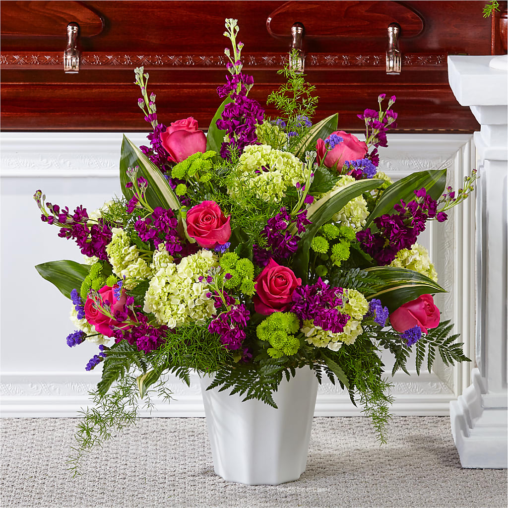 Beautiful Horizons Floor Basket – Floral Insight, Houston TX