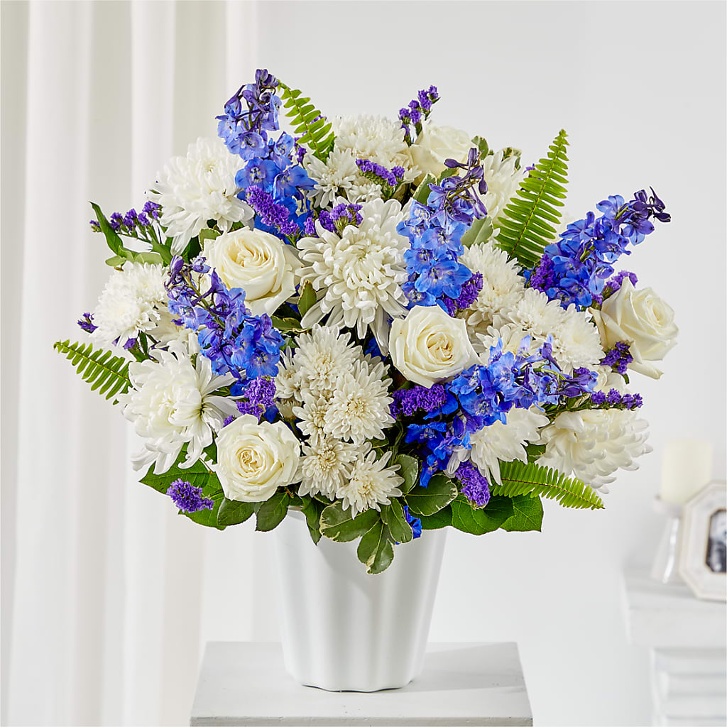 Hold Dear Tabletop Basket – Floral Insight, Houston TX