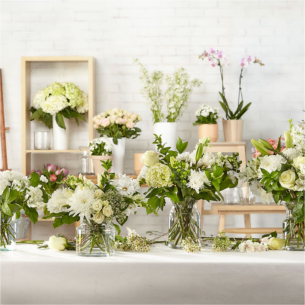 Classic Ivory – A Florist Original –  Floral Insight, Houston TX